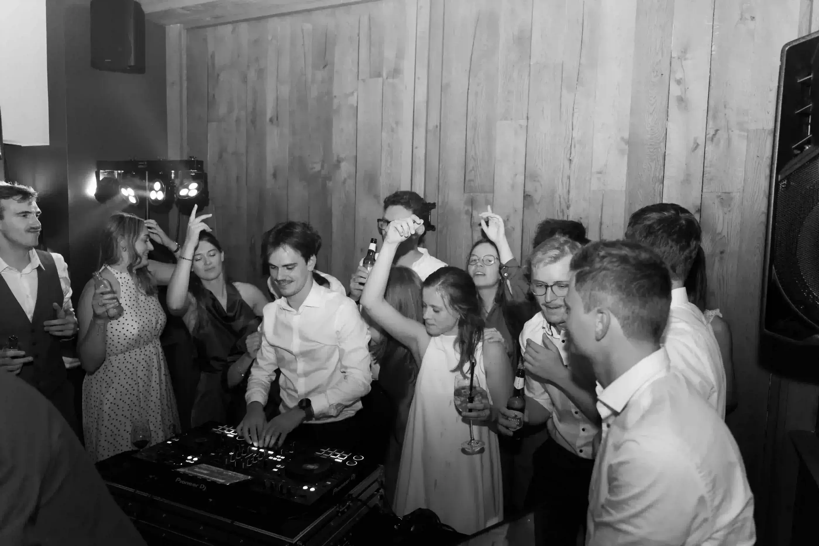 Wedding photography by Bert Van Den Eeckhaut — dance floor