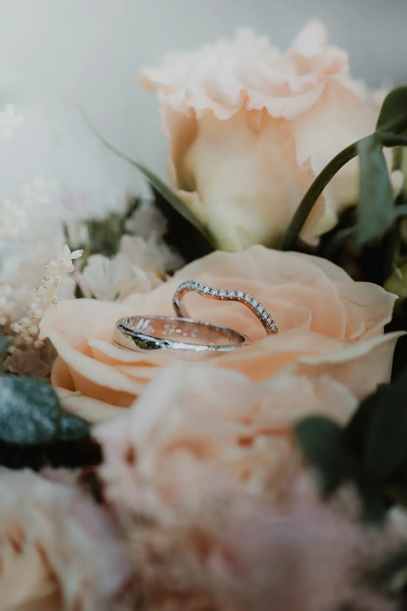 Wedding photography by Bert Van Den Eeckhaut — ring is white gold and diamond